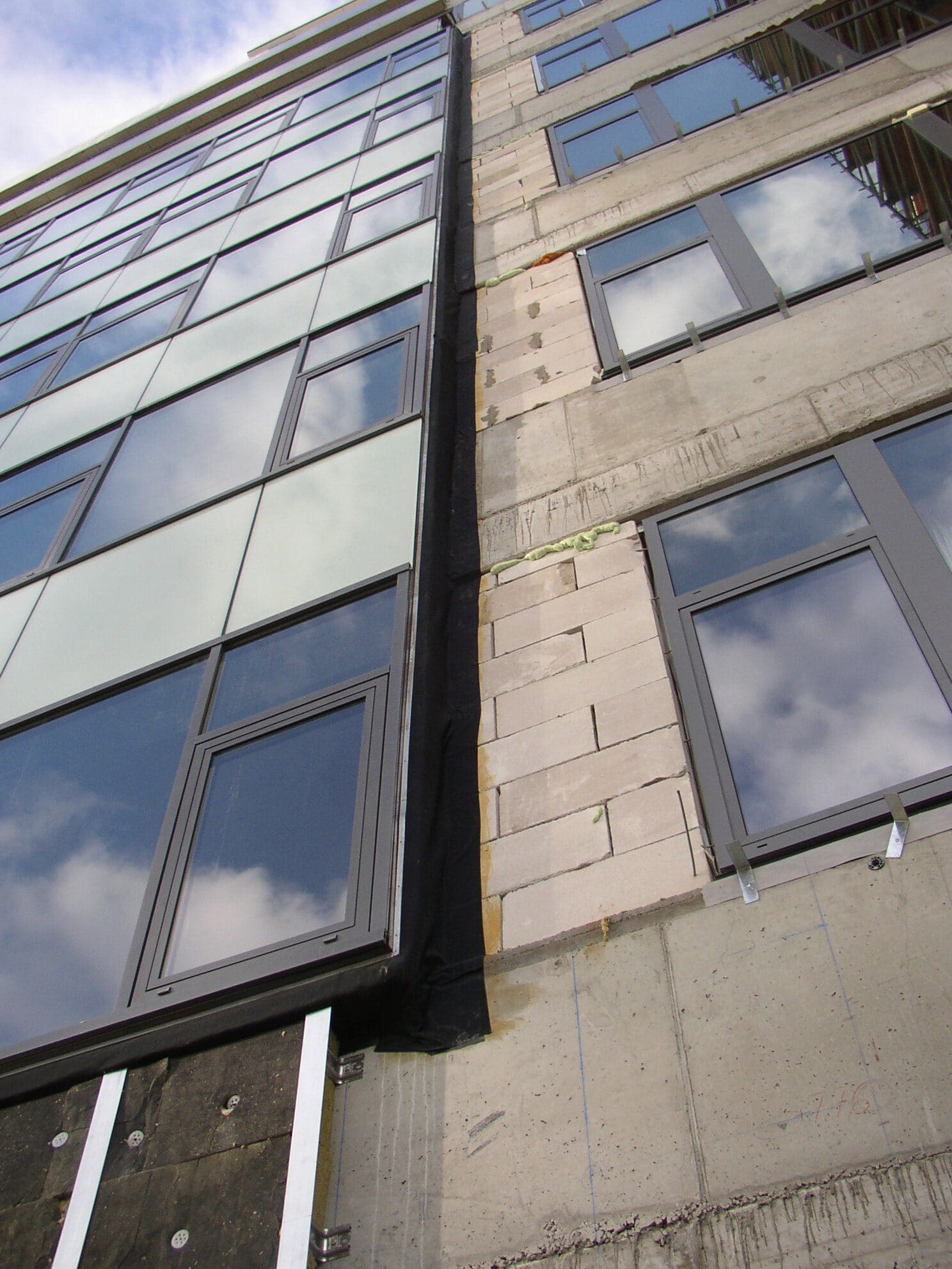 giscolene f facade bbc bratislava 2003 metalprogres detailfasady (1)